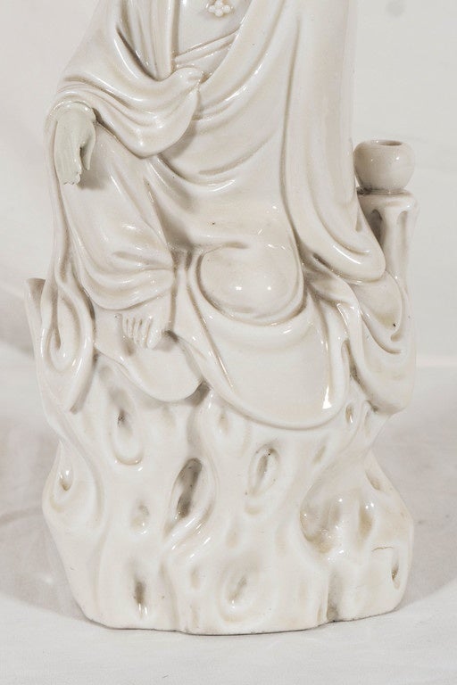 Chinese Antique Porcelain Blanc de Chine Guanyin