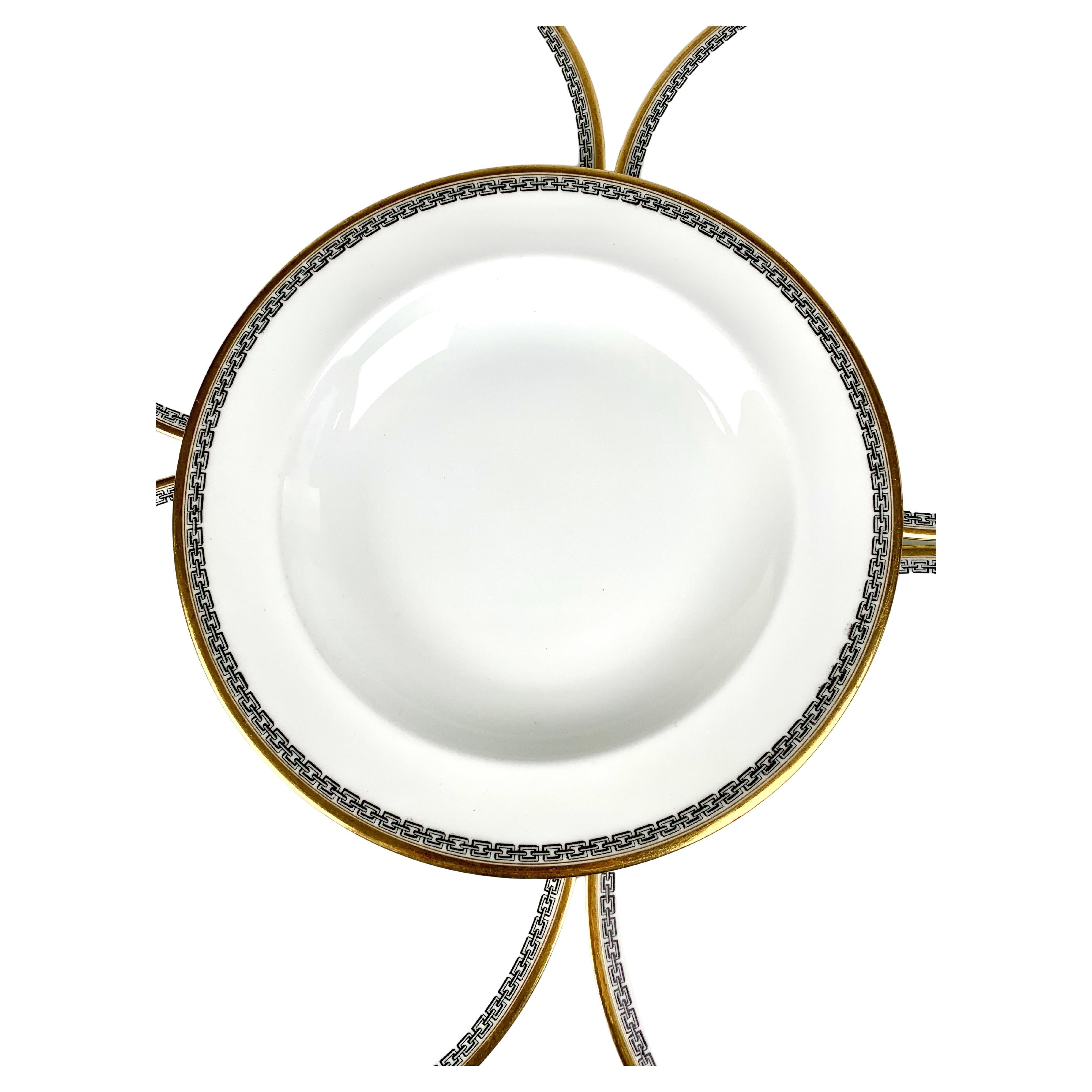 Plats à soupe en porcelaine de Minton, Angleterre, vers 1860 en vente