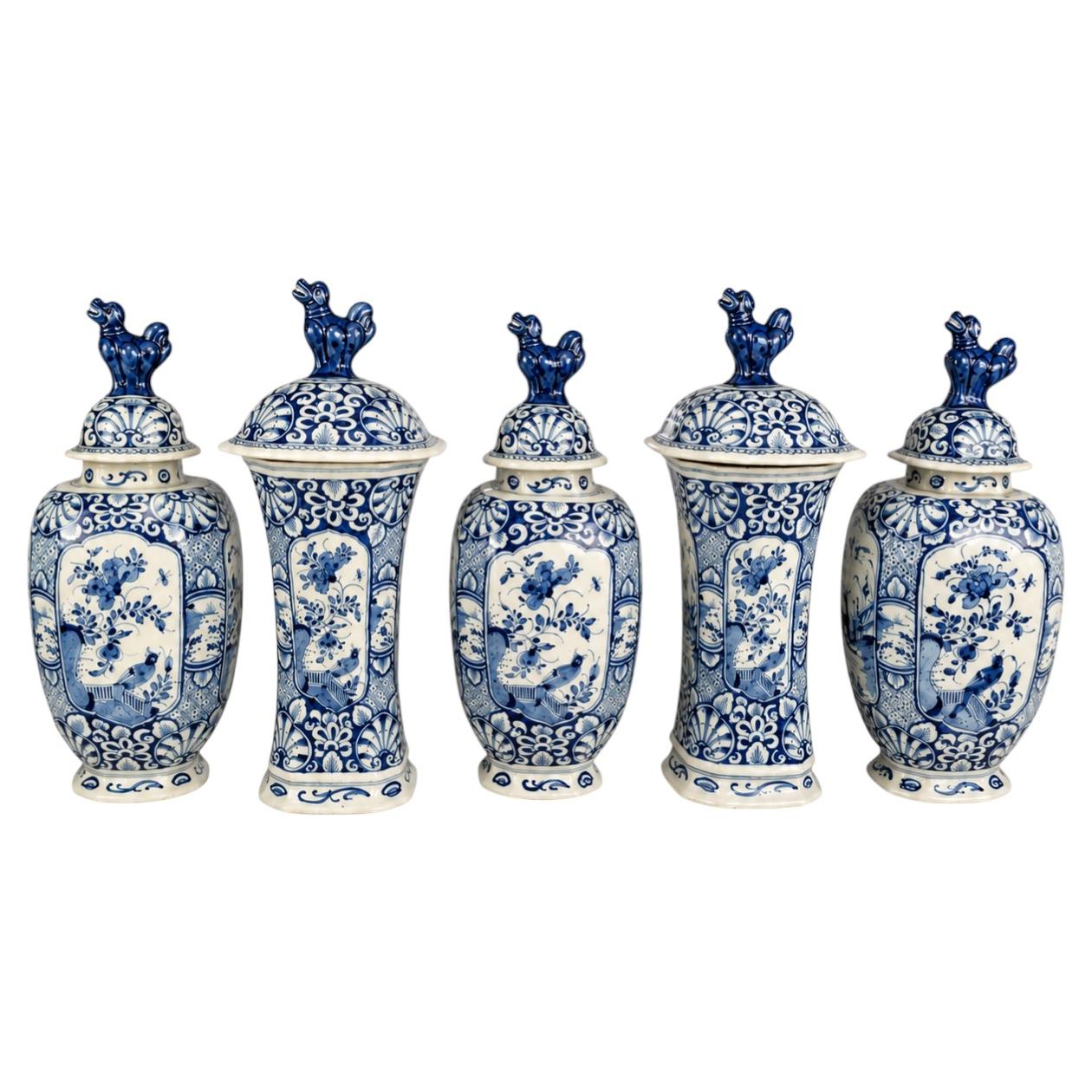 Delft holandés azul y blanco Garniture de cinco piezas pintado a mano Siglo XVIII C-1760