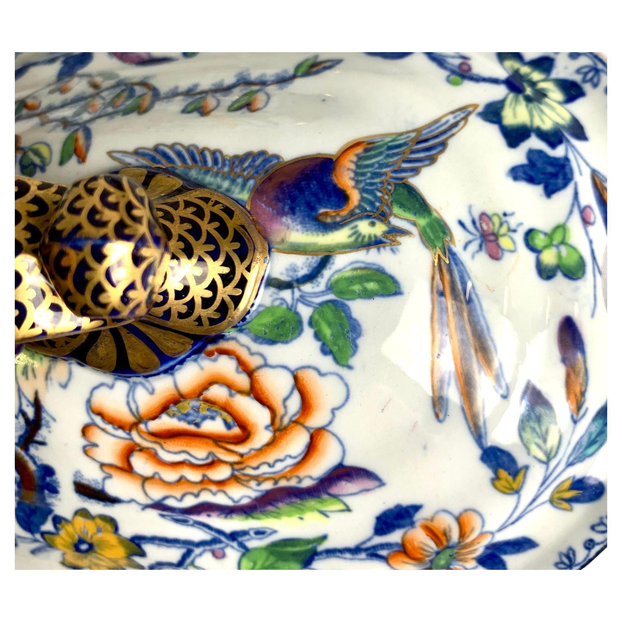 The Davenport flying bird pattern has been much sought after since it was first made in England circa 1813.
This lively and colorful pattern features an elegant bird with a long tail flying above a garden with exquisite leaves and beautiful