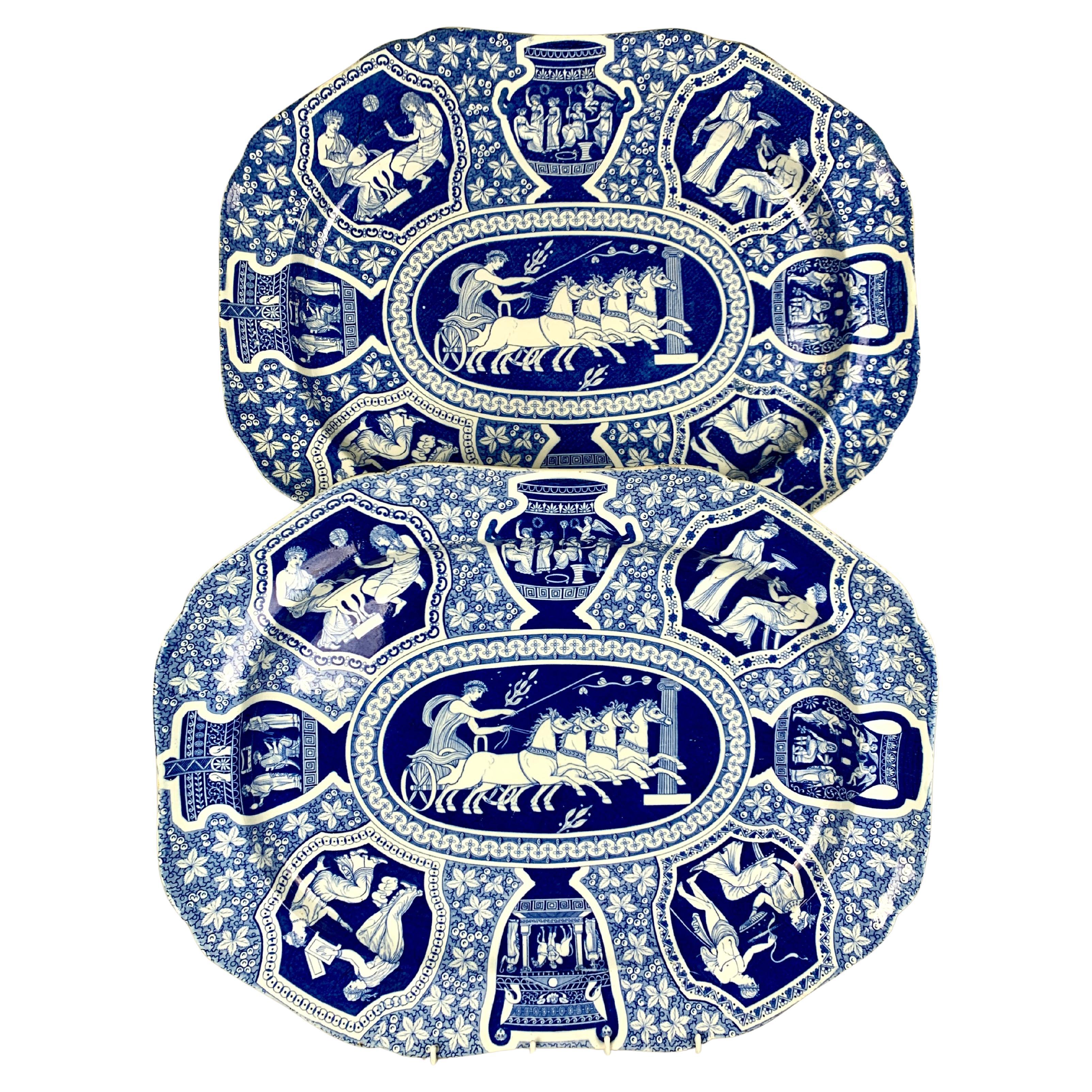 Pareja de grandes fuentes de loza griega azul y blanca Spode Inglaterra C-1810 Neoclásico