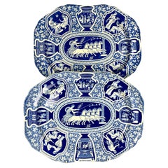 Pareja de grandes fuentes de loza griega azul y blanca Spode Inglaterra C-1810 Neoclásico
