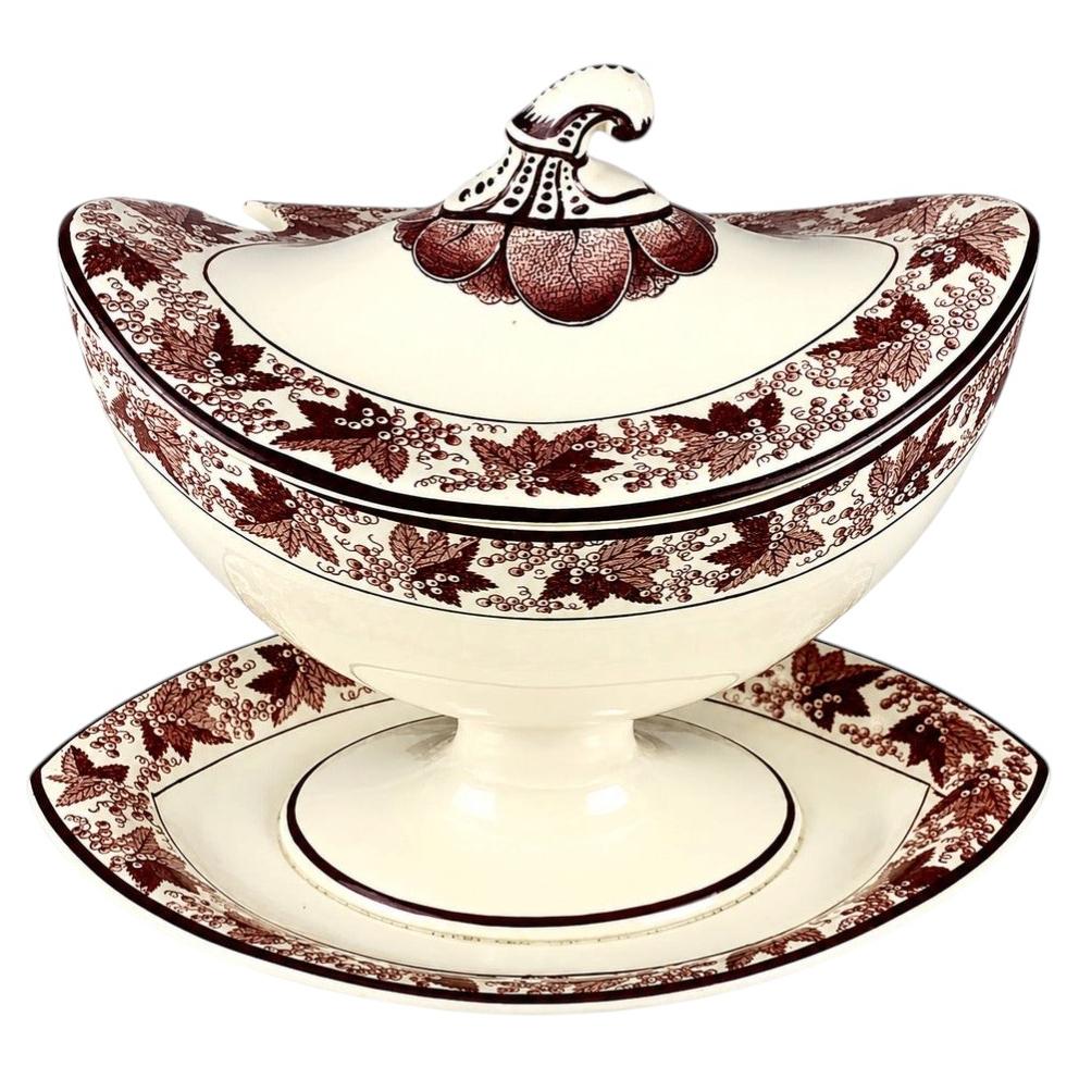 Pequeña Sopera de Crema con Decoración de Uvas Marrones Inglaterra Circa 1820 en venta
