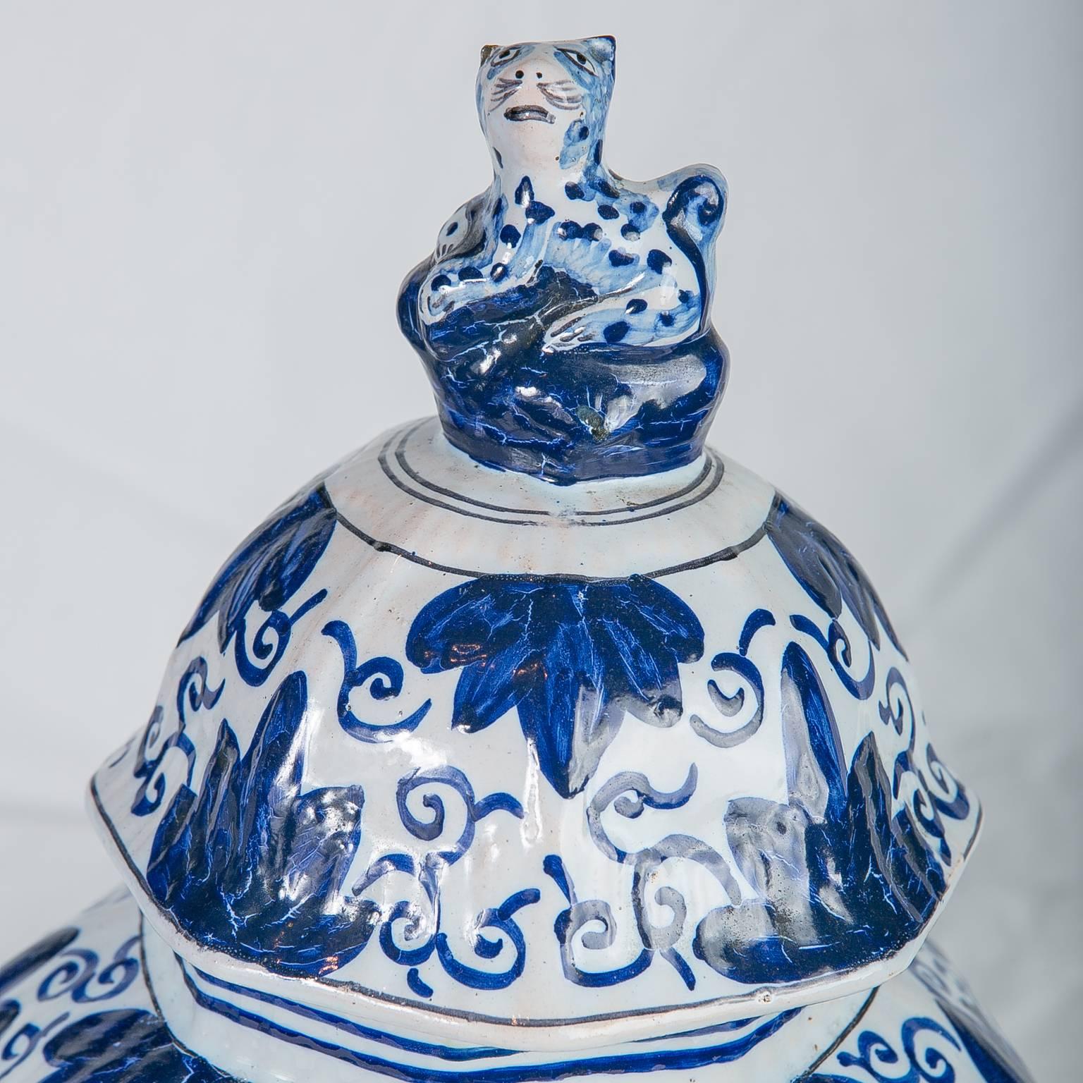 Blue and White Delft Jars Pair In Excellent Condition In Katonah, NY