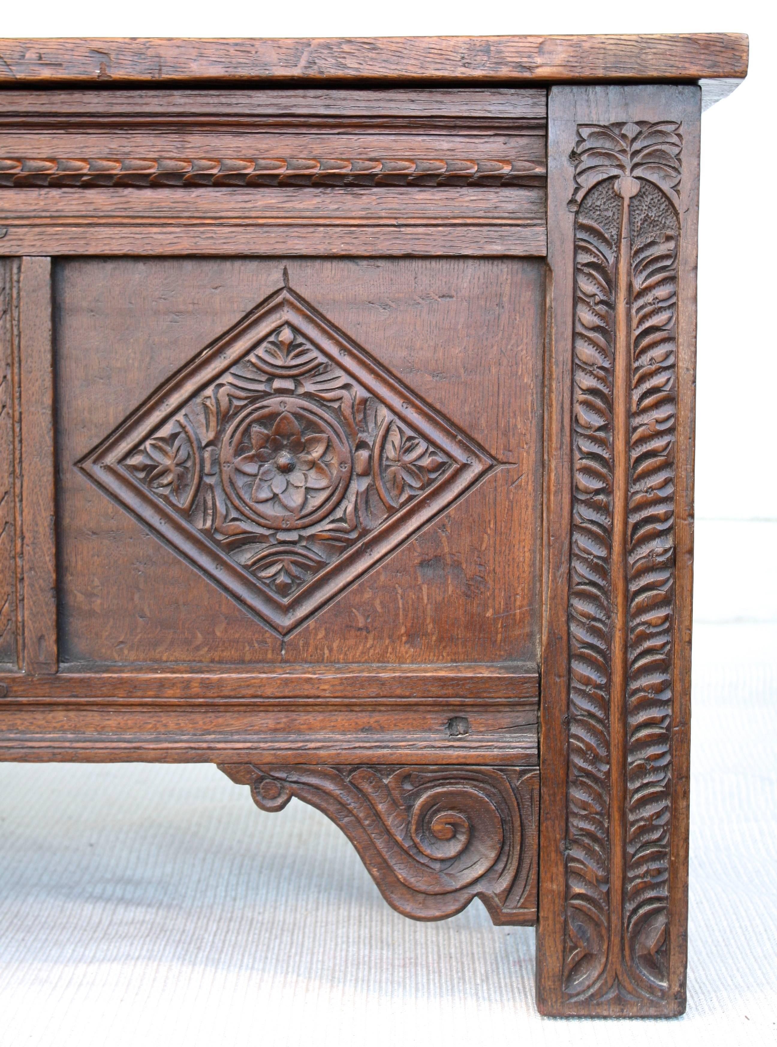Charles II Restoration Period Oak Coffer In Good Condition In Woodbury, CT