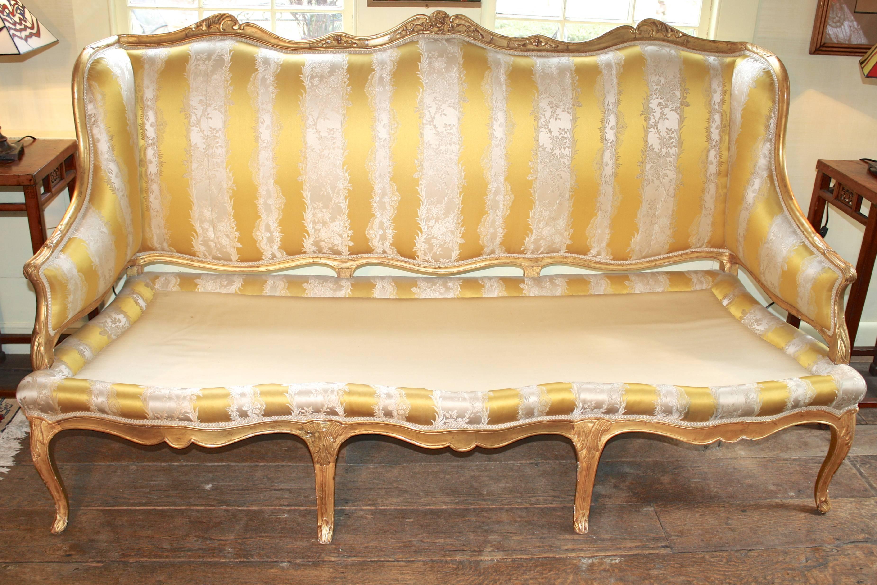 Louis XV Giltwood French Canape a Oreilles For Sale 2