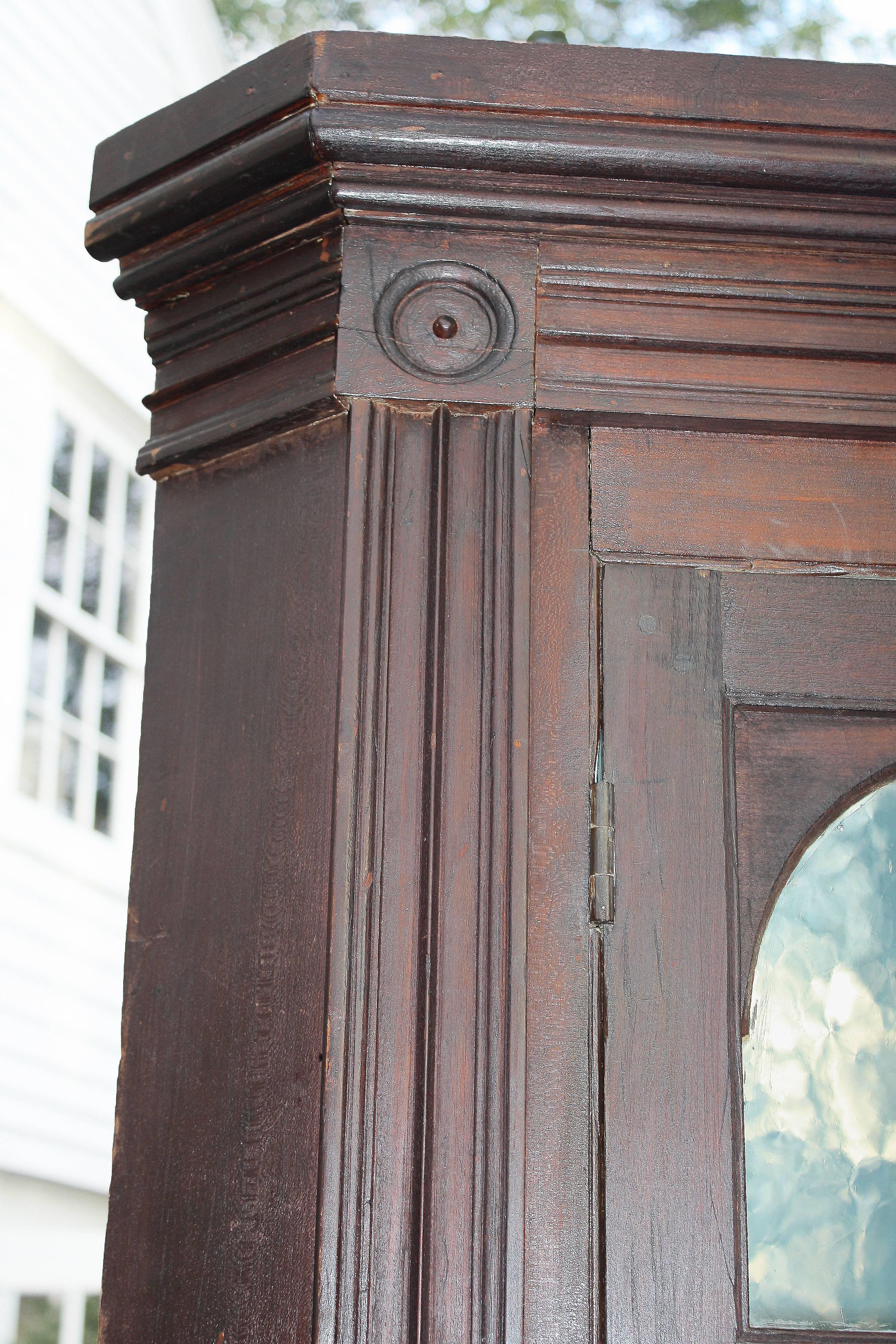 Early 19th Century American Federal Period Cherrywood Corner Cupboard For Sale