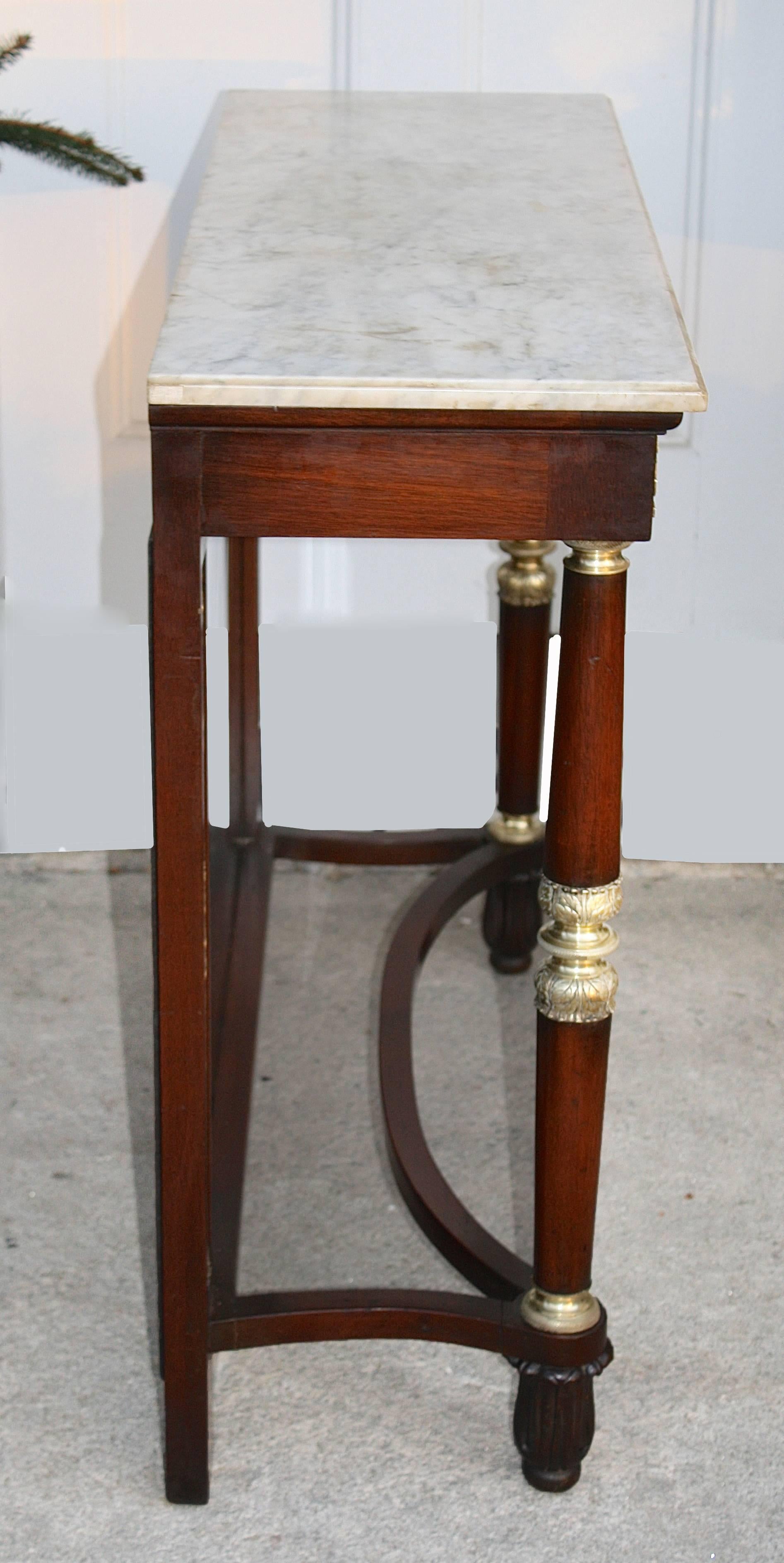 French Restauration Period Pier Table In Good Condition For Sale In Woodbury, CT