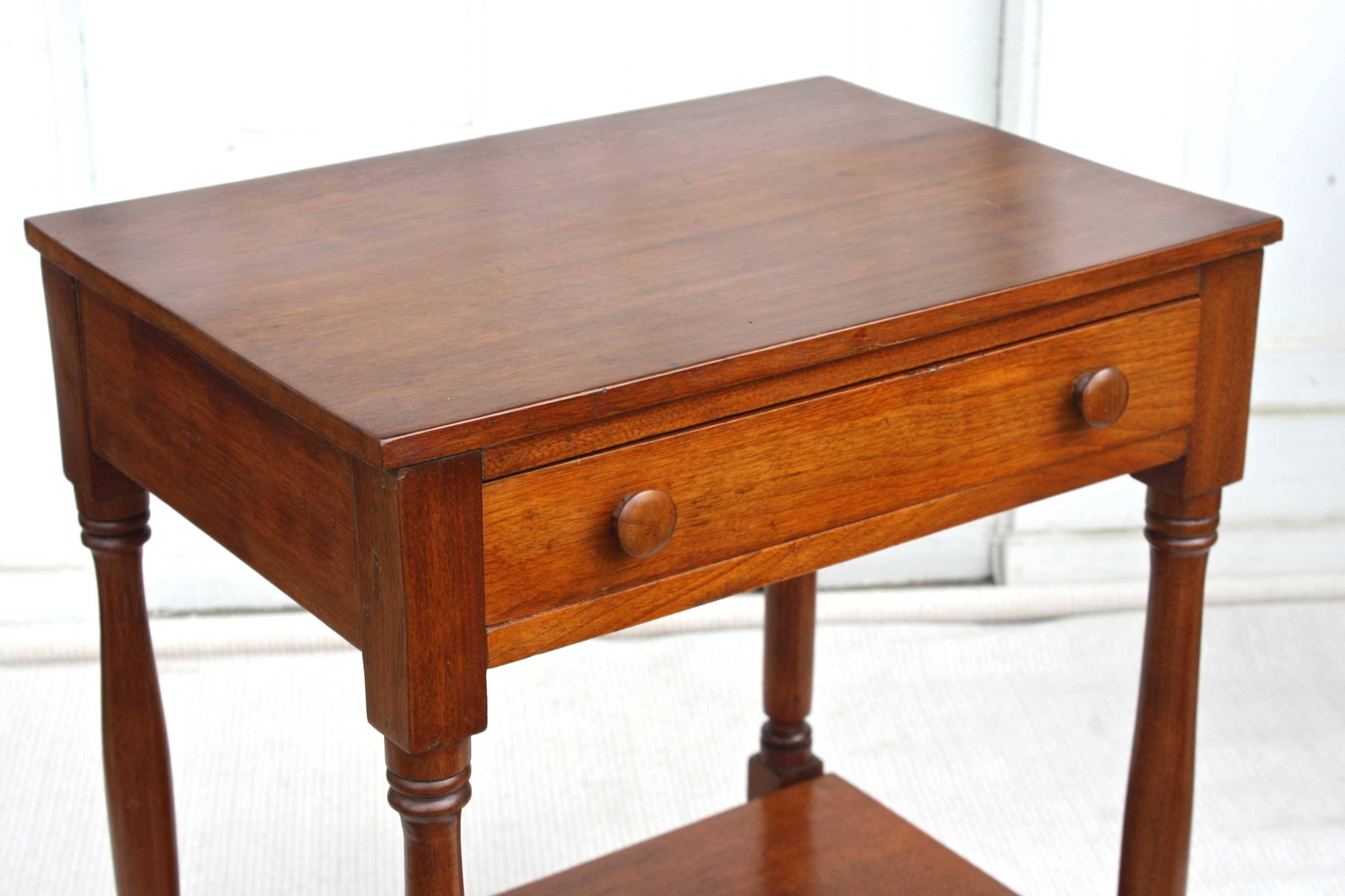 Hand-Carved New England Federal Cherrywood Nightstand For Sale