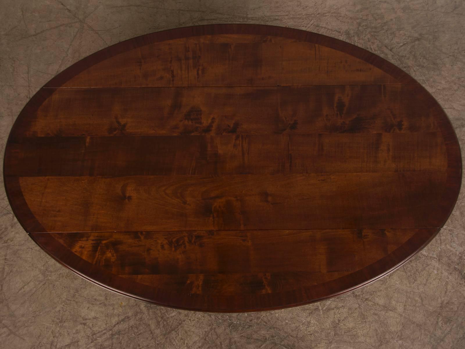 English Bespoke Made Oval Cherrywood Drop-Leaf Dining Table  In Excellent Condition For Sale In Houston, TX