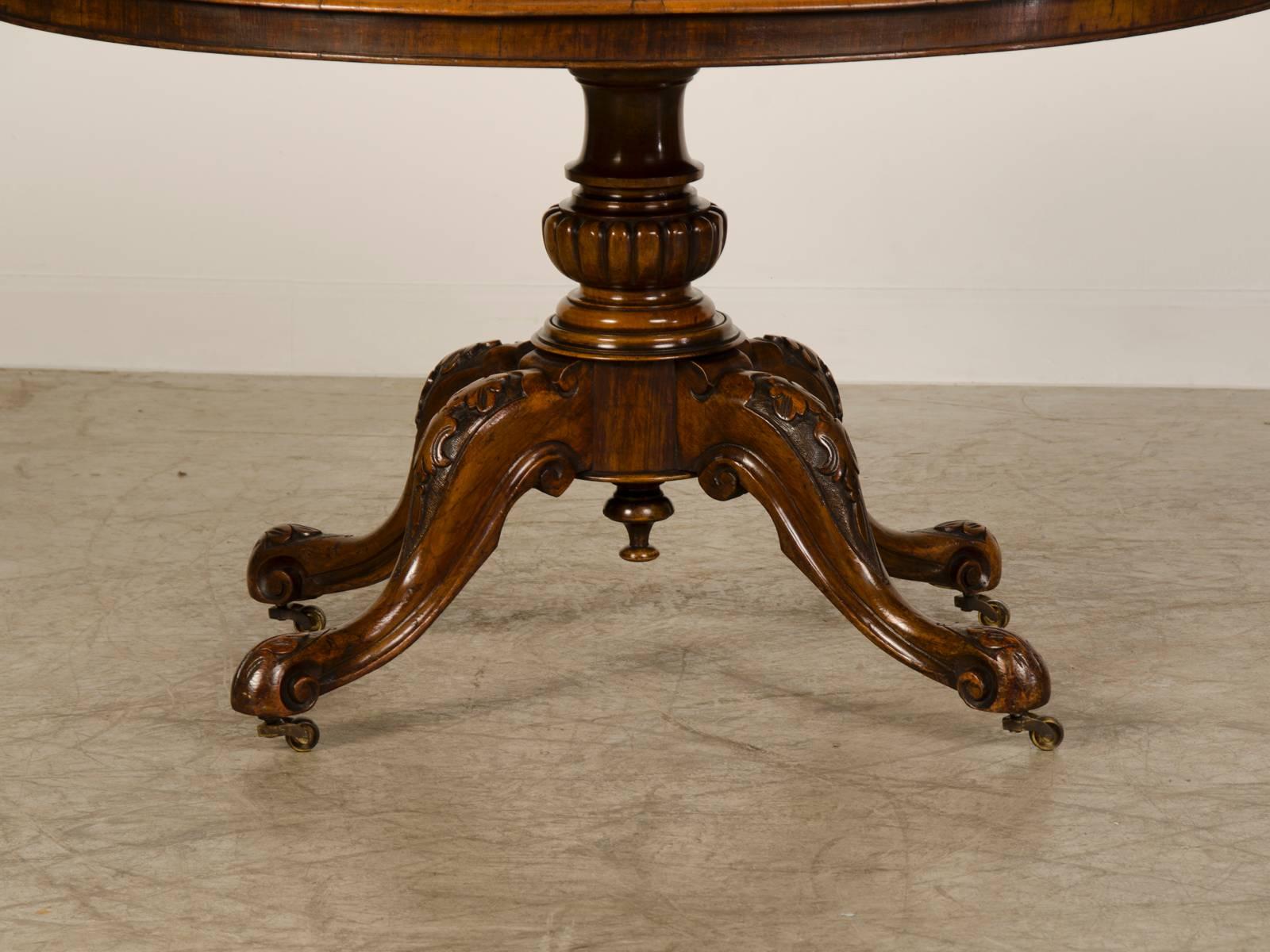 Gorgeous Burl Walnut English Oval Tilt Top Table, Original Casters, circa 1865 In Excellent Condition In Houston, TX