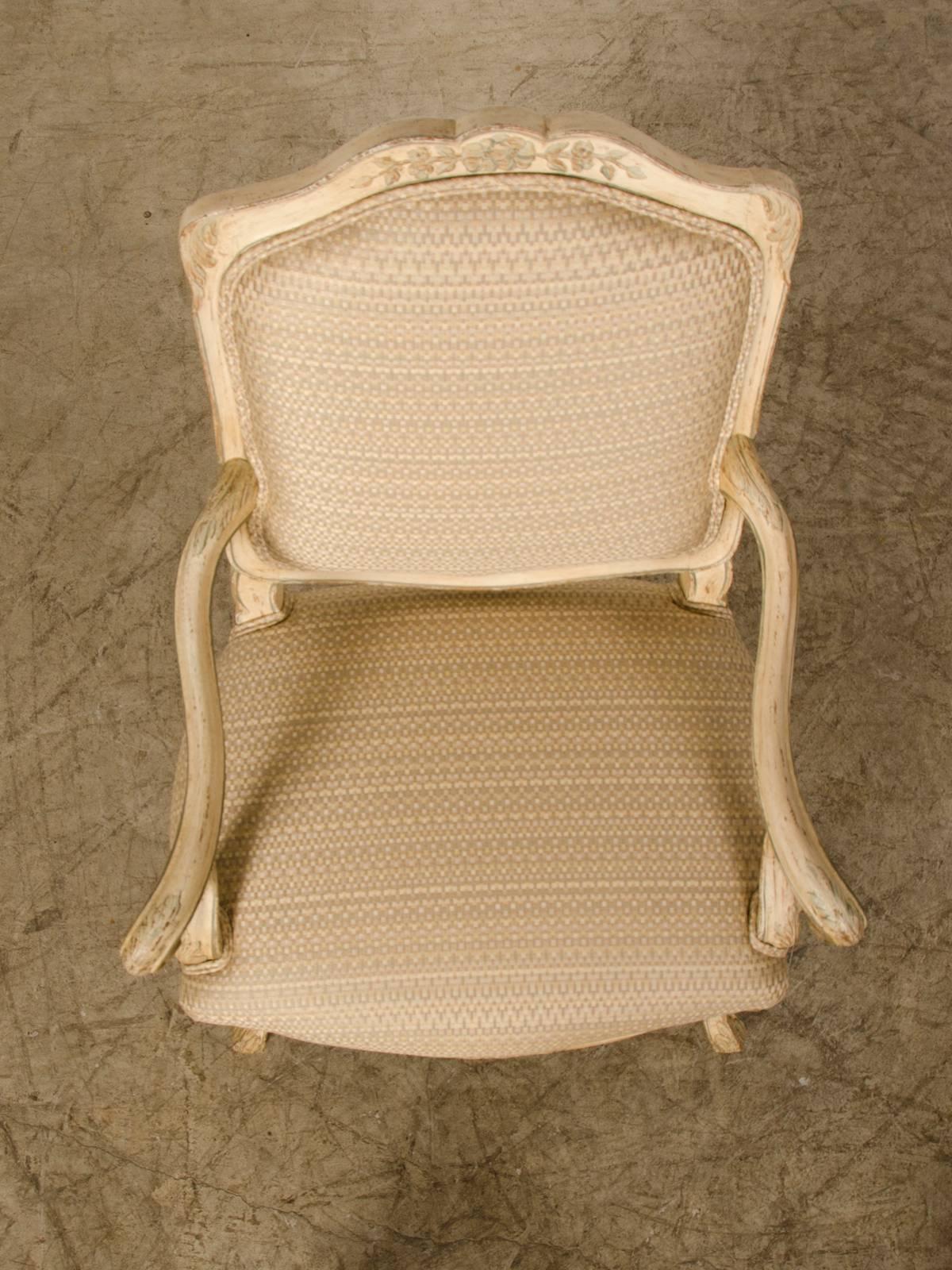 Pair of Louis XV Period Italian Armchairs, Original Painted Finish, circa 1770 For Sale 4