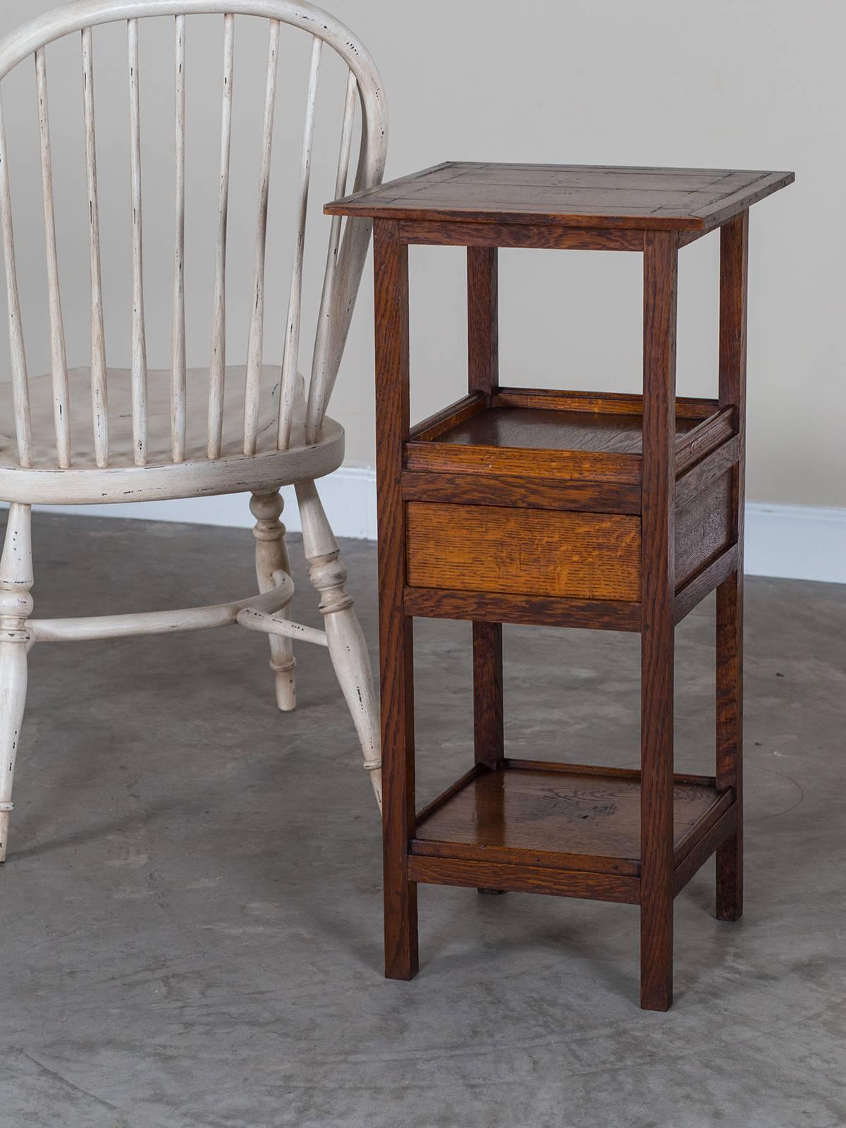Receive our new selections direct from 1stdibs by email each week. Please click Follow Dealer below and see them first!

The lines of this antique Arts and Crafts period table circa 1885 showcase the defining characteristics of simple elegance and