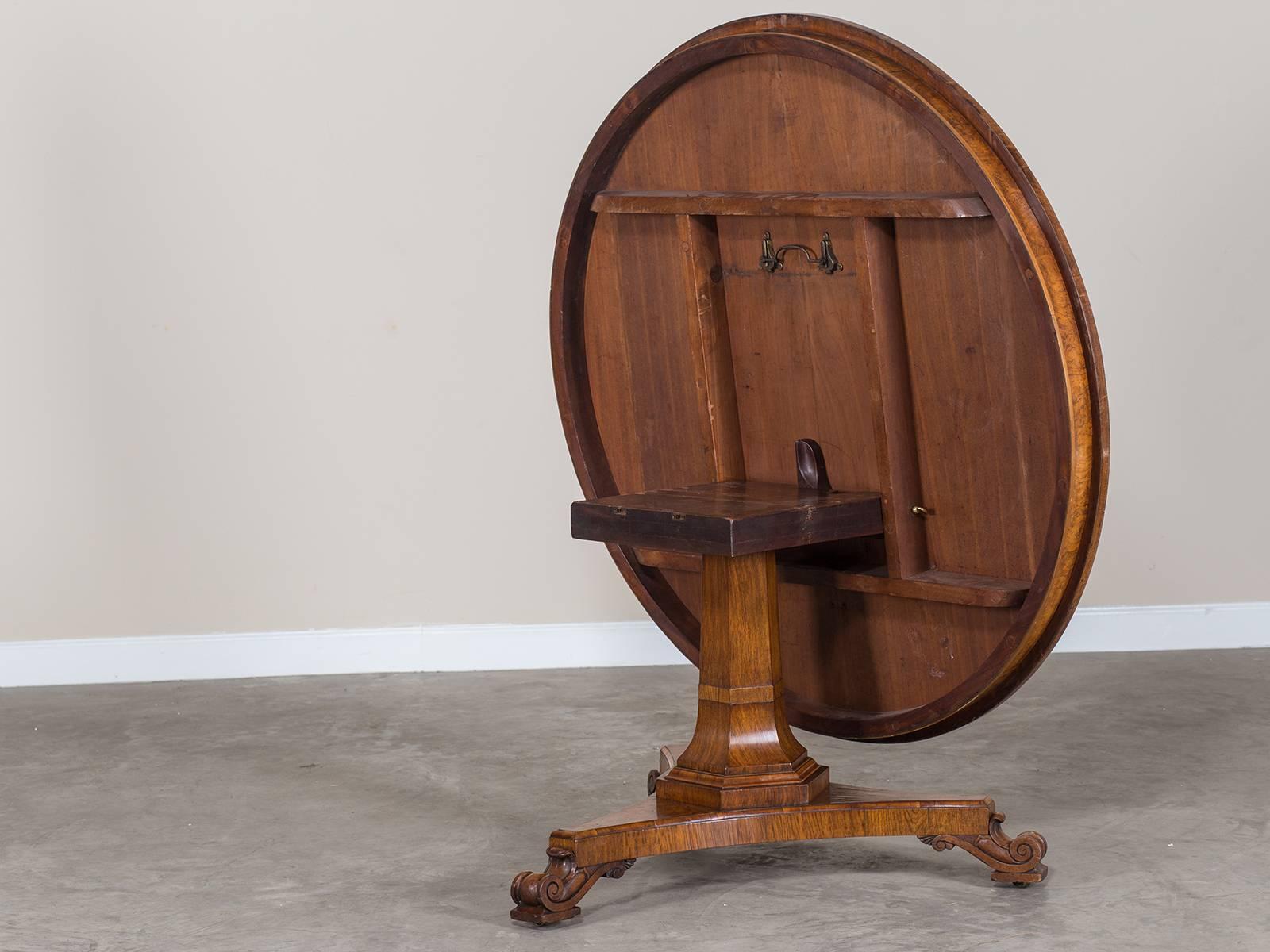 Receive our new selections direct from 1stdibs by email each week. Please click Follow Dealer below and see them first!

This William IV period tilt-top table circa 1840 features a superb combination of rare timber and craftsmanship. Pollard oak