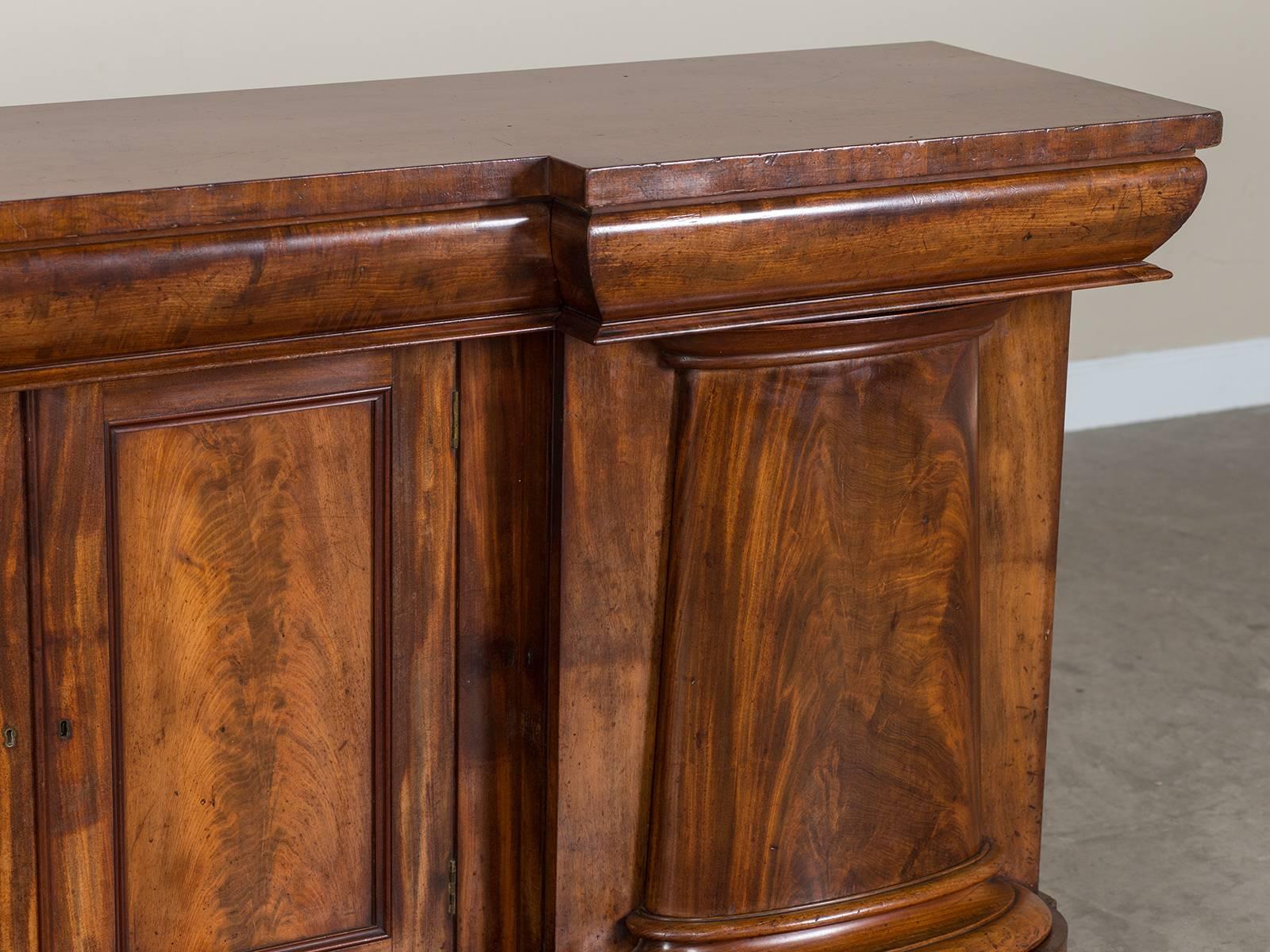 Regency Mahogany Sideboard Buffet England, circa 1825 2