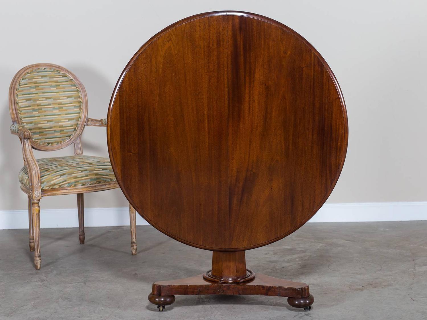 Antique English Mahogany TiltTop Pedestal Table, circa 1835 at 1stdibs