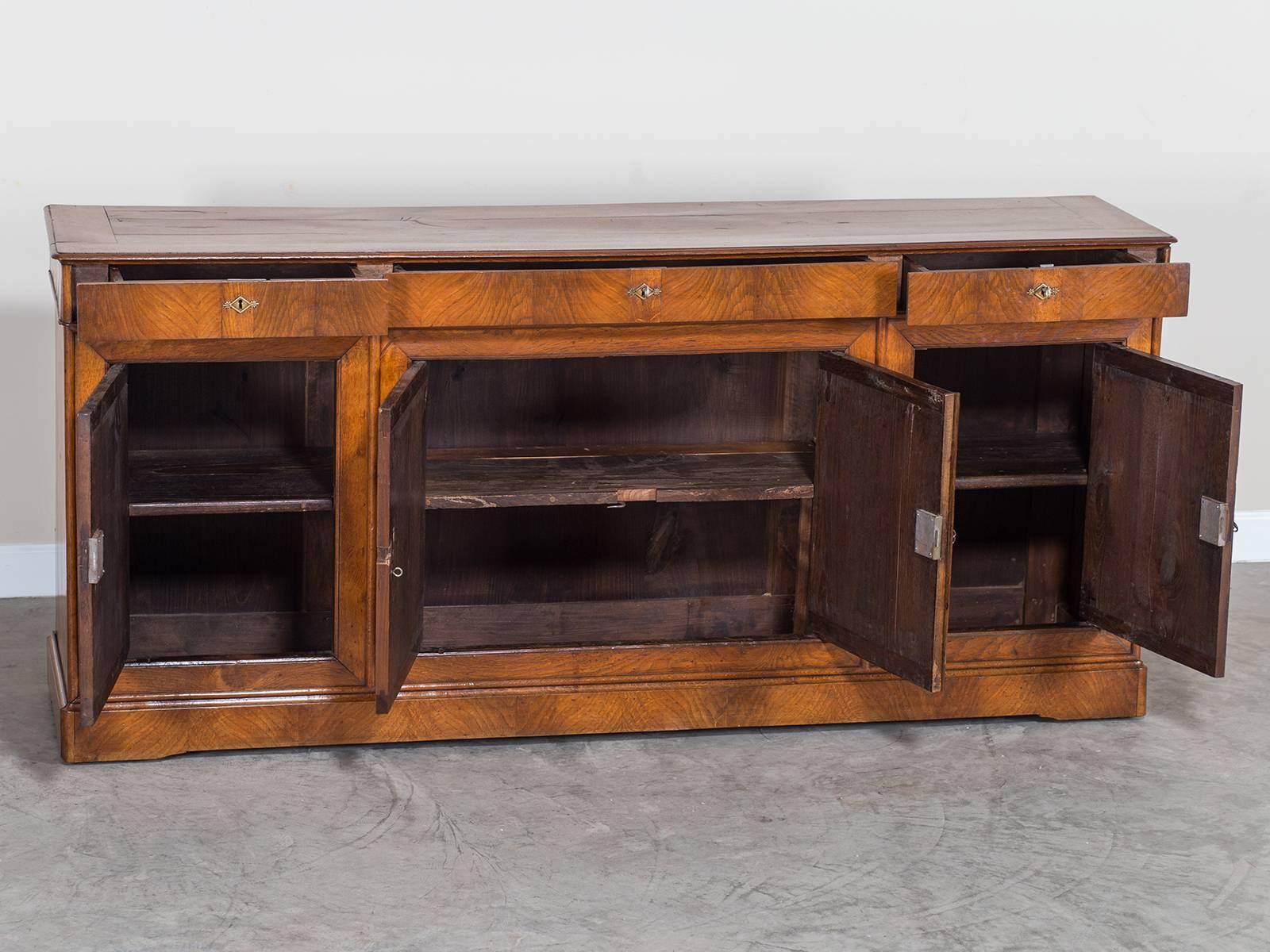Louis XVI Style Antique French Elm Buffet Enfilade, circa 1840 In Excellent Condition In Houston, TX