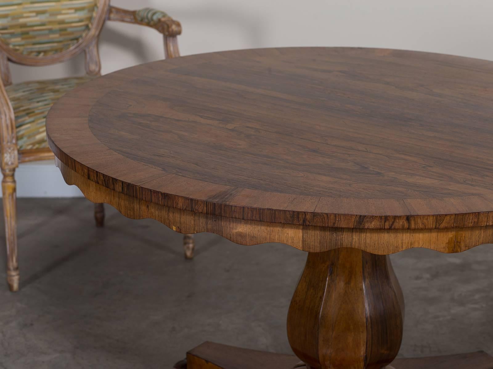 Antique English Rosewood and Walnut Tilt-Top Table, circa 1835 1