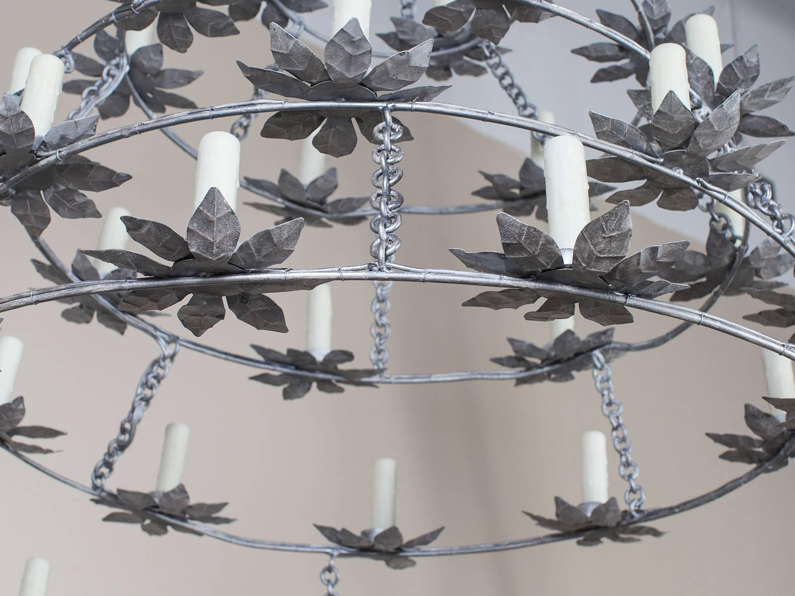 French Provincial Vintage French Painted Iron Round Chandelier, circa 1970 For Sale