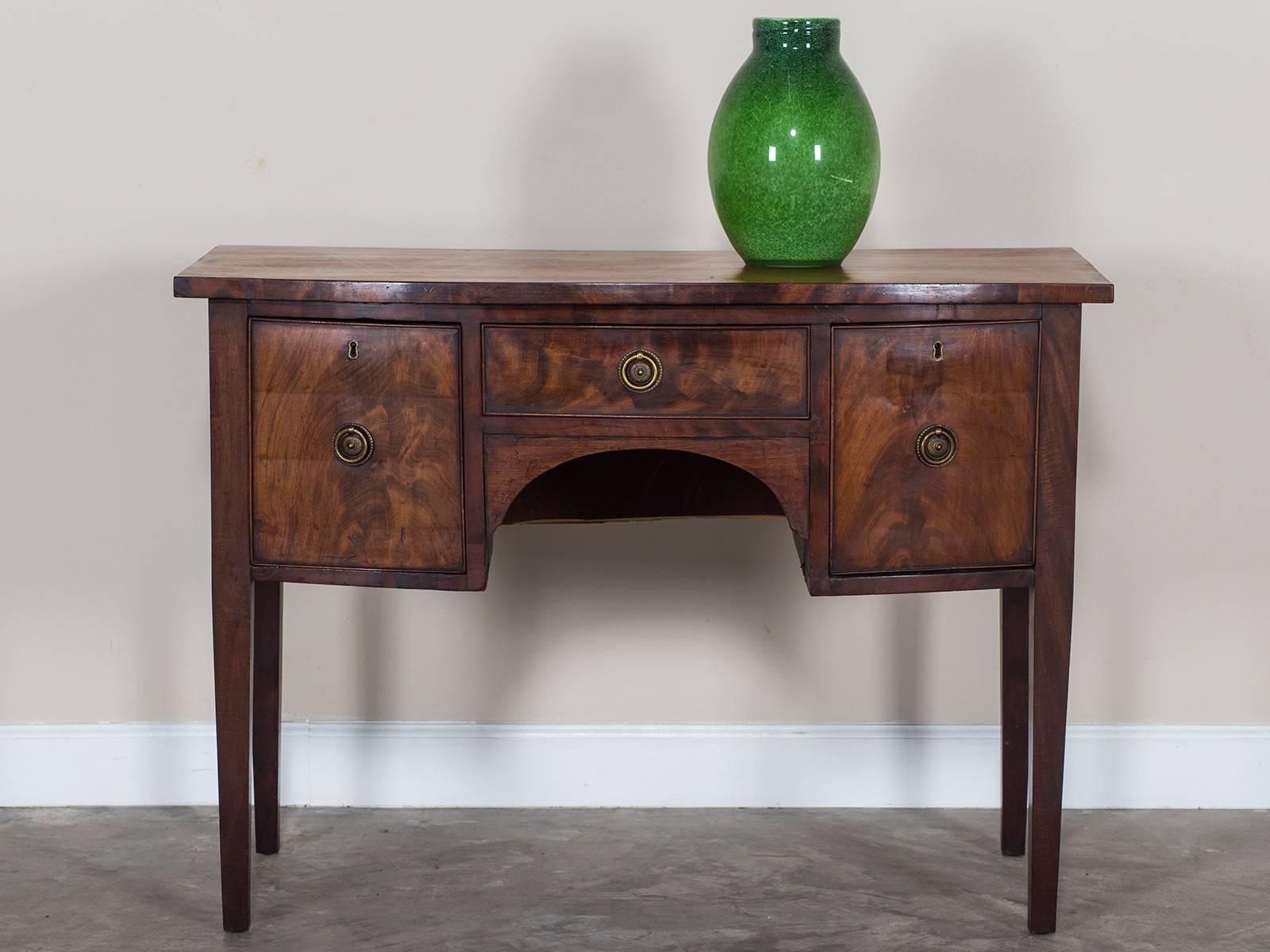 Antique English George III Bow Front Mahogany Table, circa 1820 2