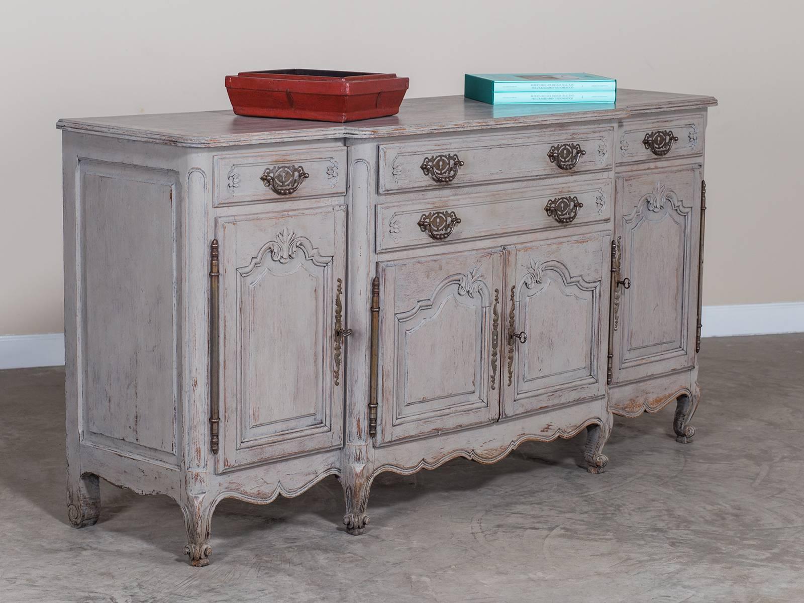 Antique French Painted Louis XV Style Buffet Credenza, circa 1910 In Excellent Condition In Houston, TX