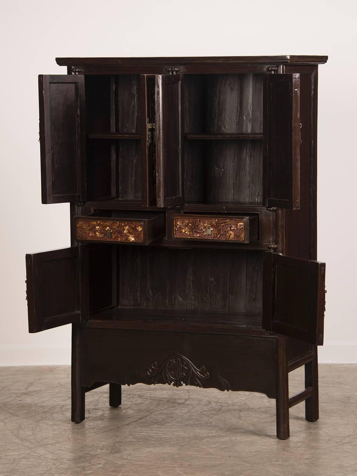 Antique Chinese Scholar's Cabinet, Original Carved Lacquer and Gilt, circa 1875 For Sale 1