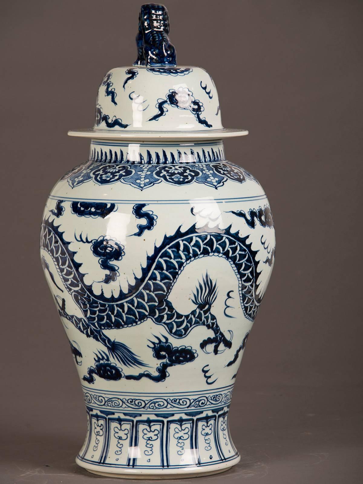 Vintage Chinese Blue and White Temple Jar with Lid, circa 1975 In Excellent Condition In Houston, TX