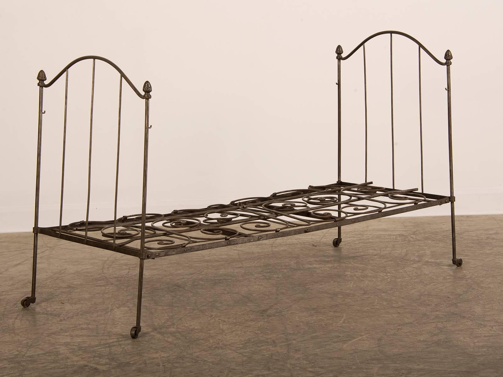 Antique French Iron Campaign (Folding) Bed, circa 1875 In Excellent Condition For Sale In Houston, TX