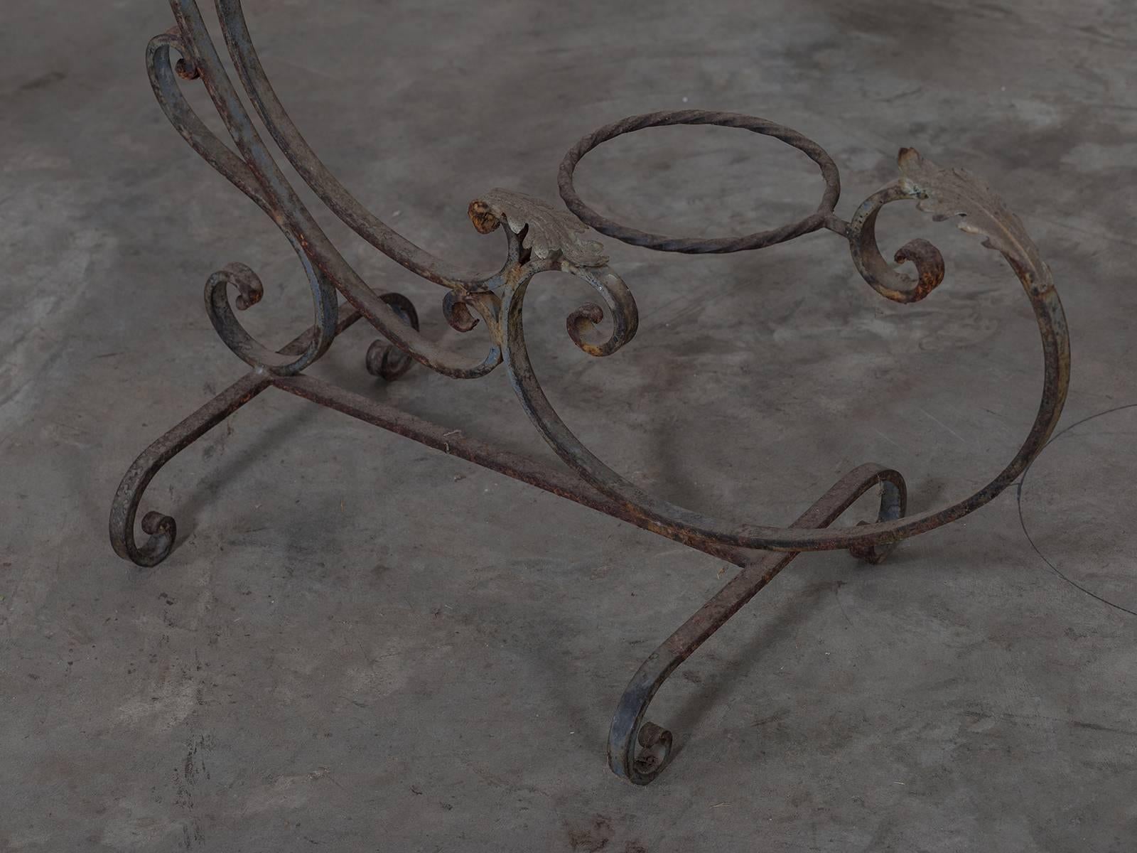 Belle Époque French Vintage Iron Garden Plant Stand, circa 1940 For Sale