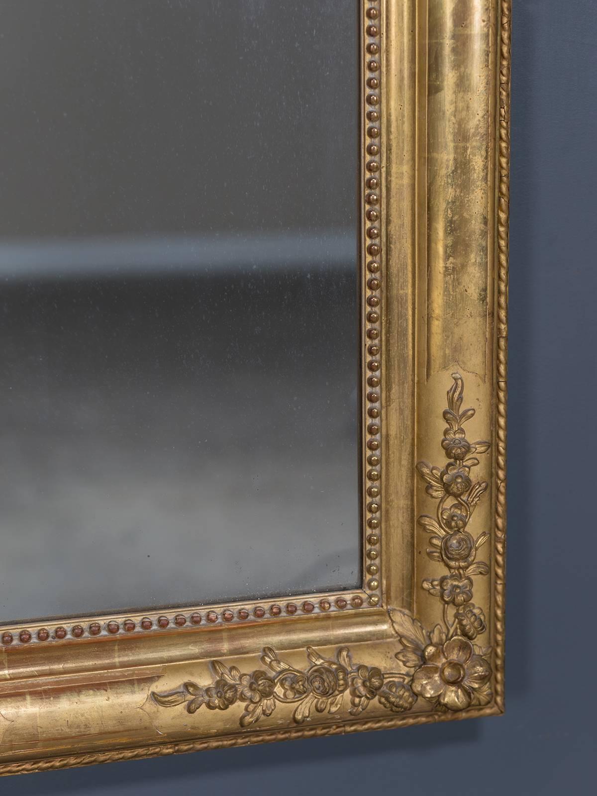 Antique French Louis Philippe Gold Leaf Mirror, circa 1870 In Excellent Condition For Sale In Houston, TX