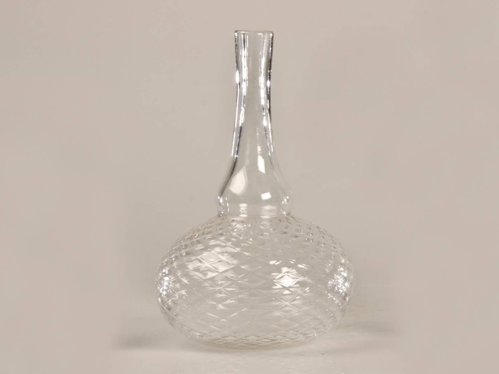 Hand-Crafted Antique English Regency Period Moulded Glass Wine Decanter, circa 1820