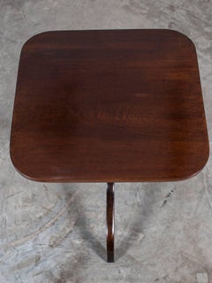 Antique English George III Mahogany Tilt-Top Table, circa 1800