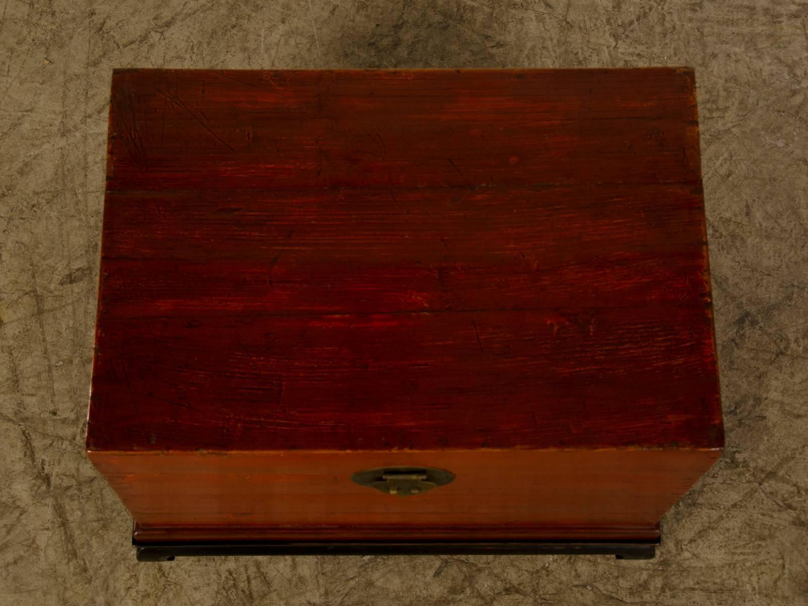 Bronzed Red Lacquer Antique Chinese Trunk Kuang Hsu Period China, circa 1875