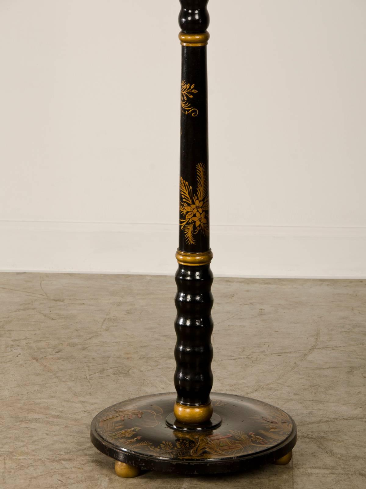Carved Antique English Chinoiserie Lacquered Floor Lamp Edwardian England, circa 1910