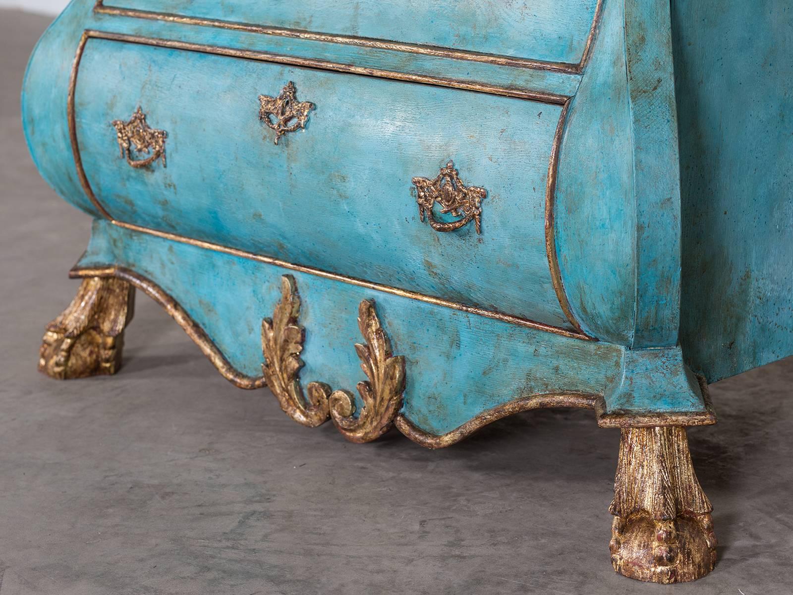 Dutch Painted and Gilded Oak Bombé Commode Chest of Drawers, Holland, circa 1850 2