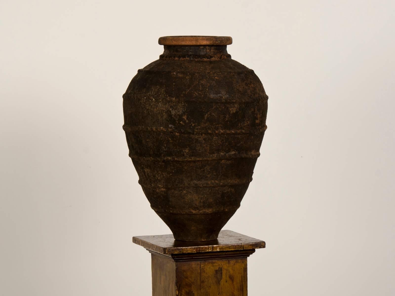 Antique Italian Terracotta Garden Urn, circa 1885 In Excellent Condition For Sale In Houston, TX