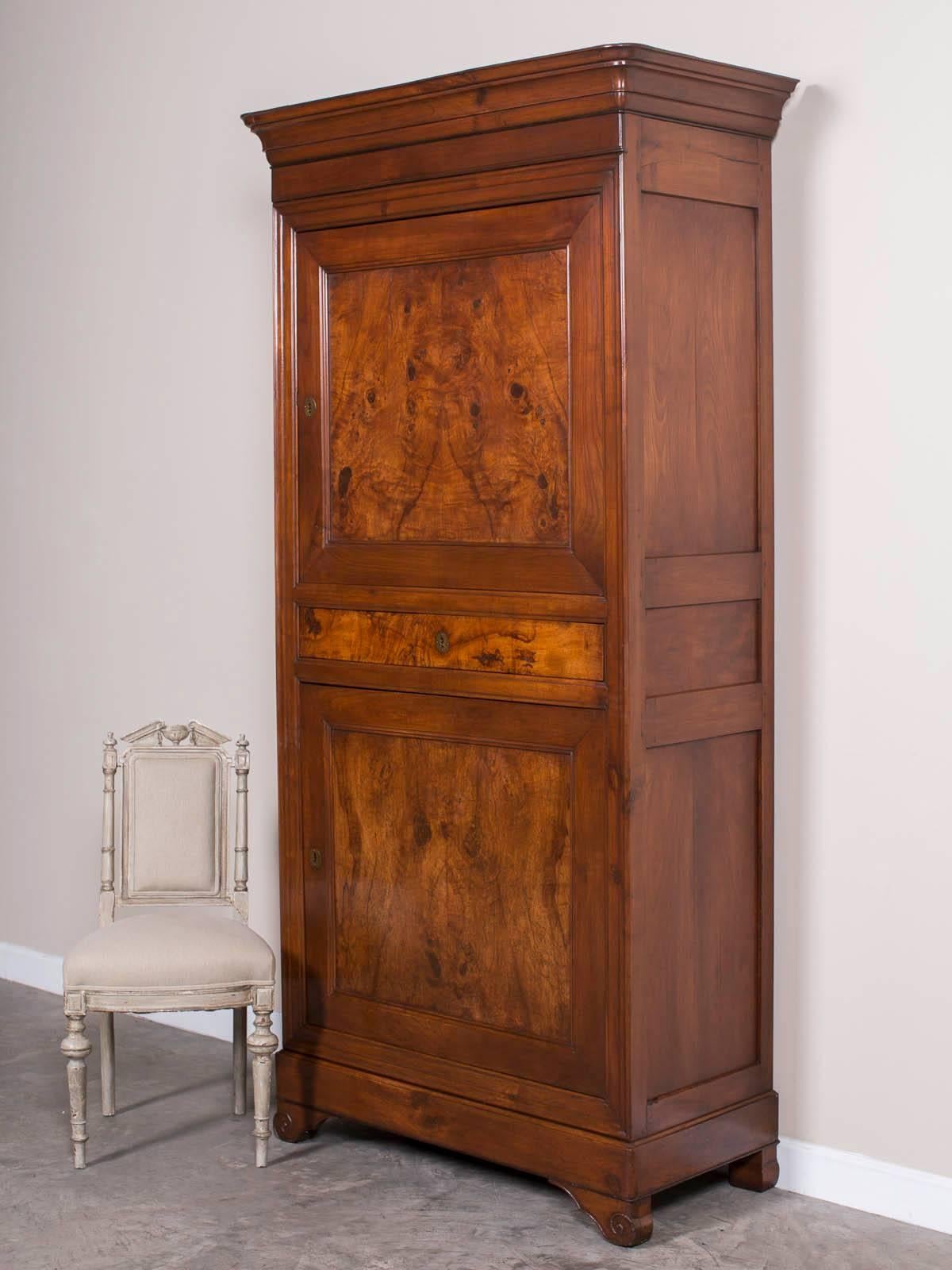 Antique French Louis Philippe Walnut Armoire Cabinet France, circa 1870 4