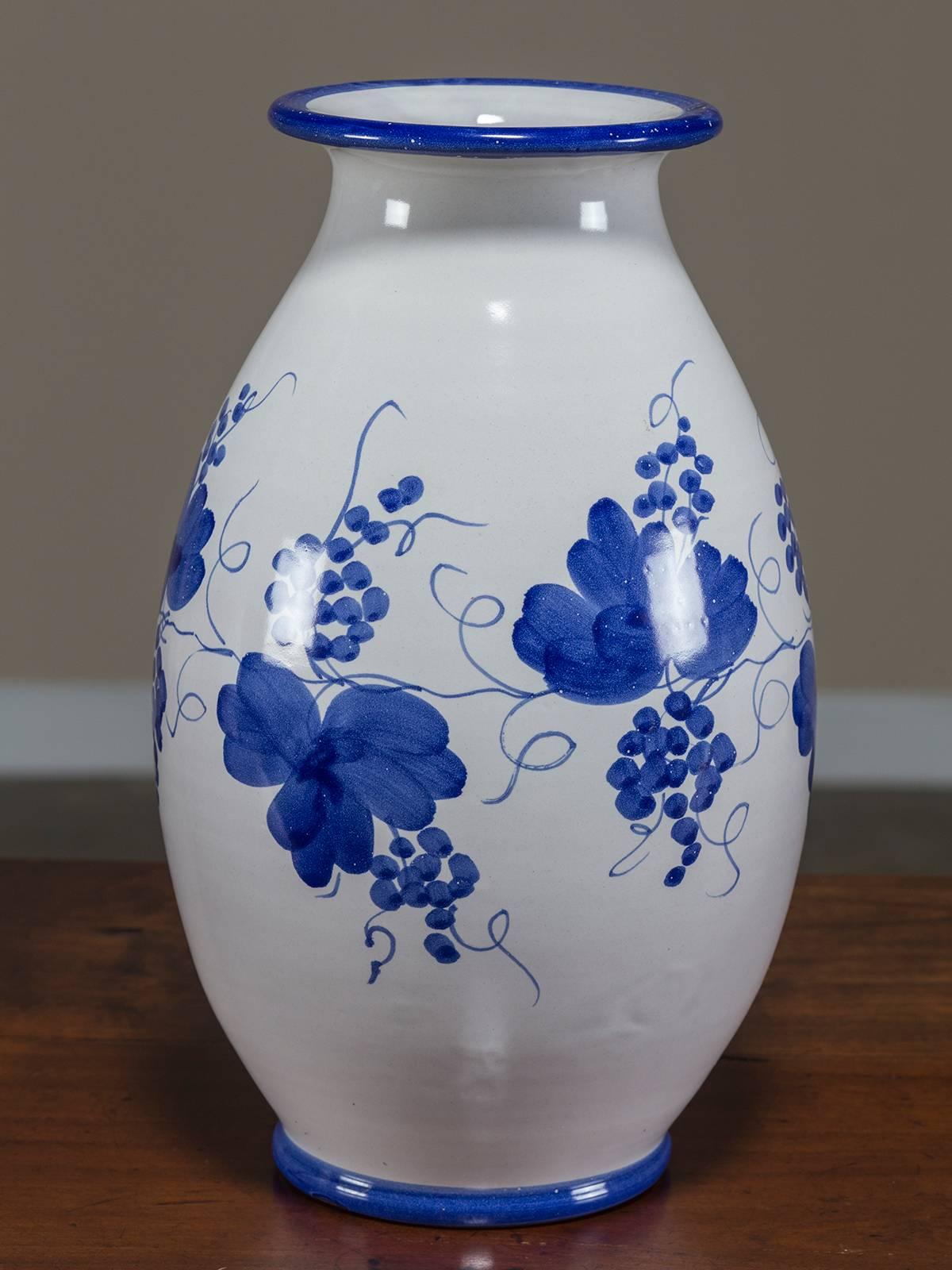 Set of Three Blue and White Hand-Painted Italian Vases by Solimene, Vietri In Excellent Condition In Houston, TX