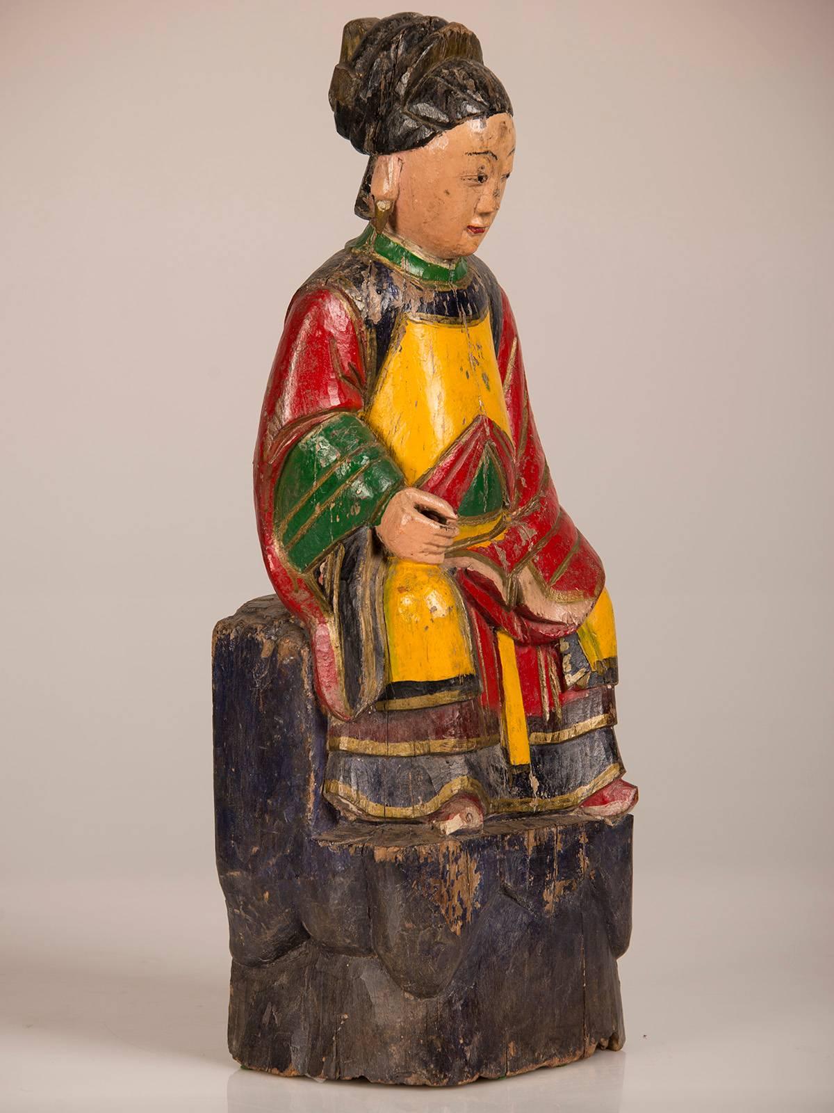 Large Antique Chinese Hand-Carved and Painted Female Temple Figure, circa 1865 In Excellent Condition In Houston, TX