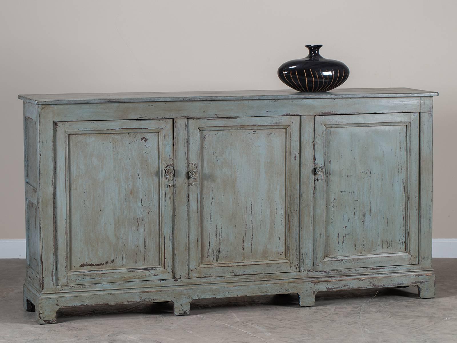 French Unusually Shallow Louis Philippe Style Painted Enfilade, France circa 1870