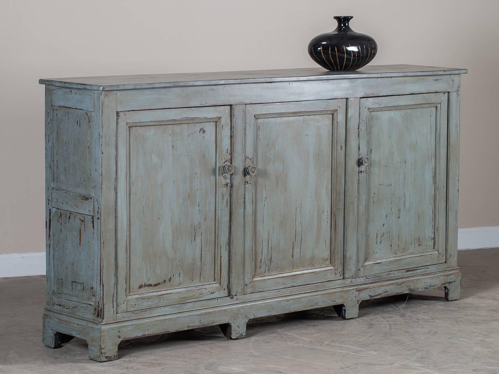 Unusually Shallow Louis Philippe Style Painted Enfilade, France circa 1870 In Excellent Condition In Houston, TX