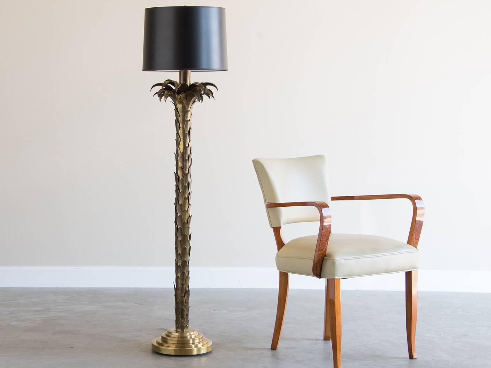 Receive our new selections direct from 1stdibs by email each week. Please click Follow Dealer below and see them first!

This tall vintage French palm tree lamp has been made of individual pieces of brass applied to resemble a palm tree trunk. The