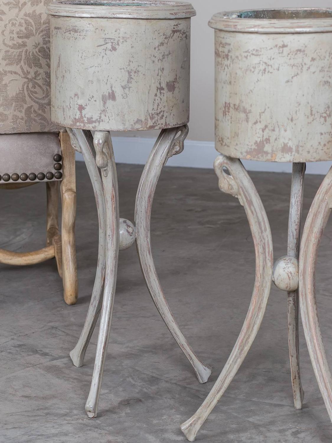 Create an Outdoor Haven with Steel Jardinieres and Everything In-Between