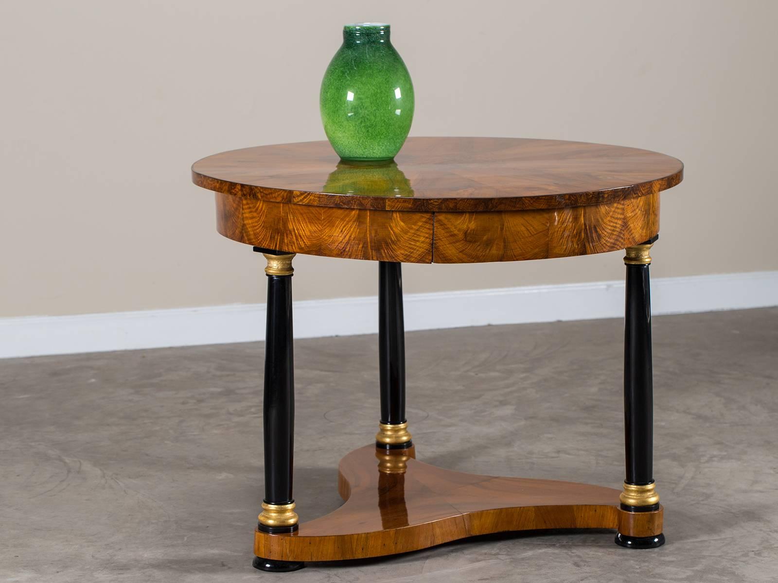 Receive our new selections direct from 1stdibs by email each week. Please click Follow Dealer below and see them first!

The clean powerful lines of this antique German walnut table circa 1825 possess a modern feel quite at home in today's
