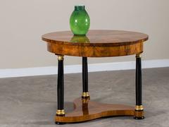Biedermeier Period Antique German Walnut Table, Berlin, circa 1825
