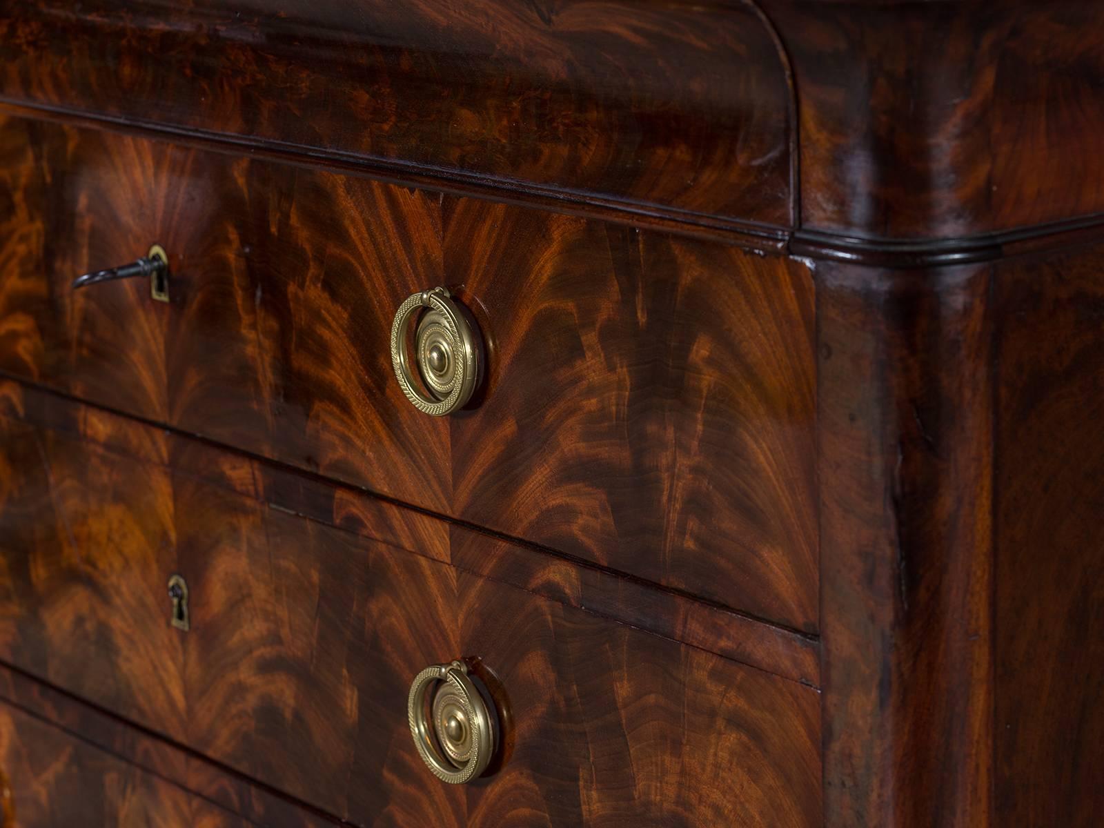 Antique French Louis Philippe Mahogany Chest of Drawers, circa 1850 1