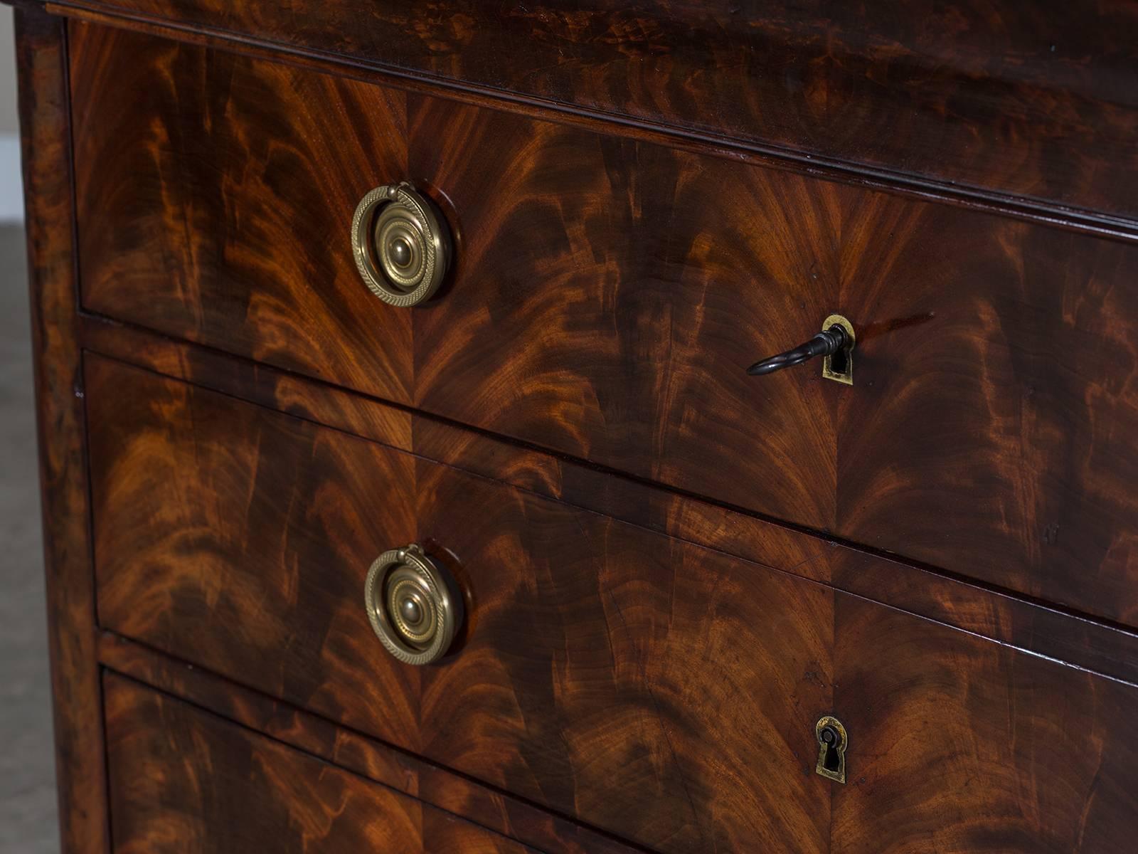 Antique French Louis Philippe Mahogany Chest of Drawers, circa 1850 2