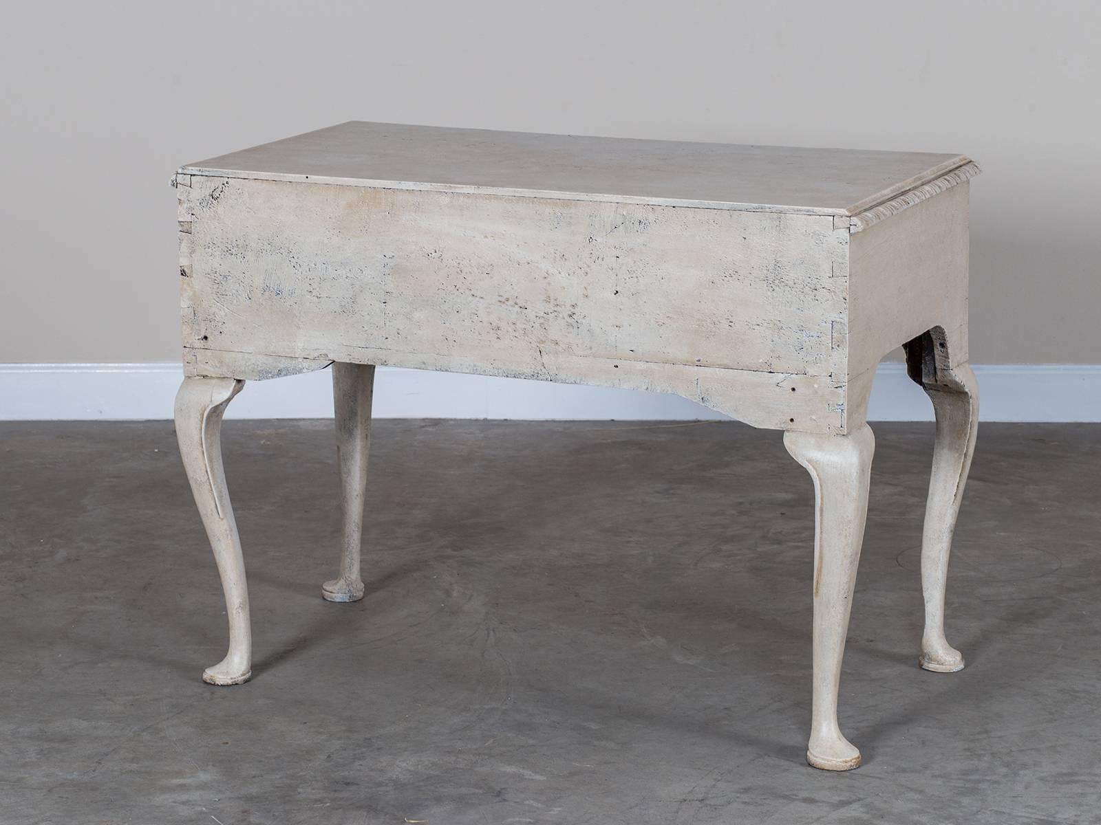 Antique English Queen Anne Style Carved and Painted Oak Side Table, circa 1850 4