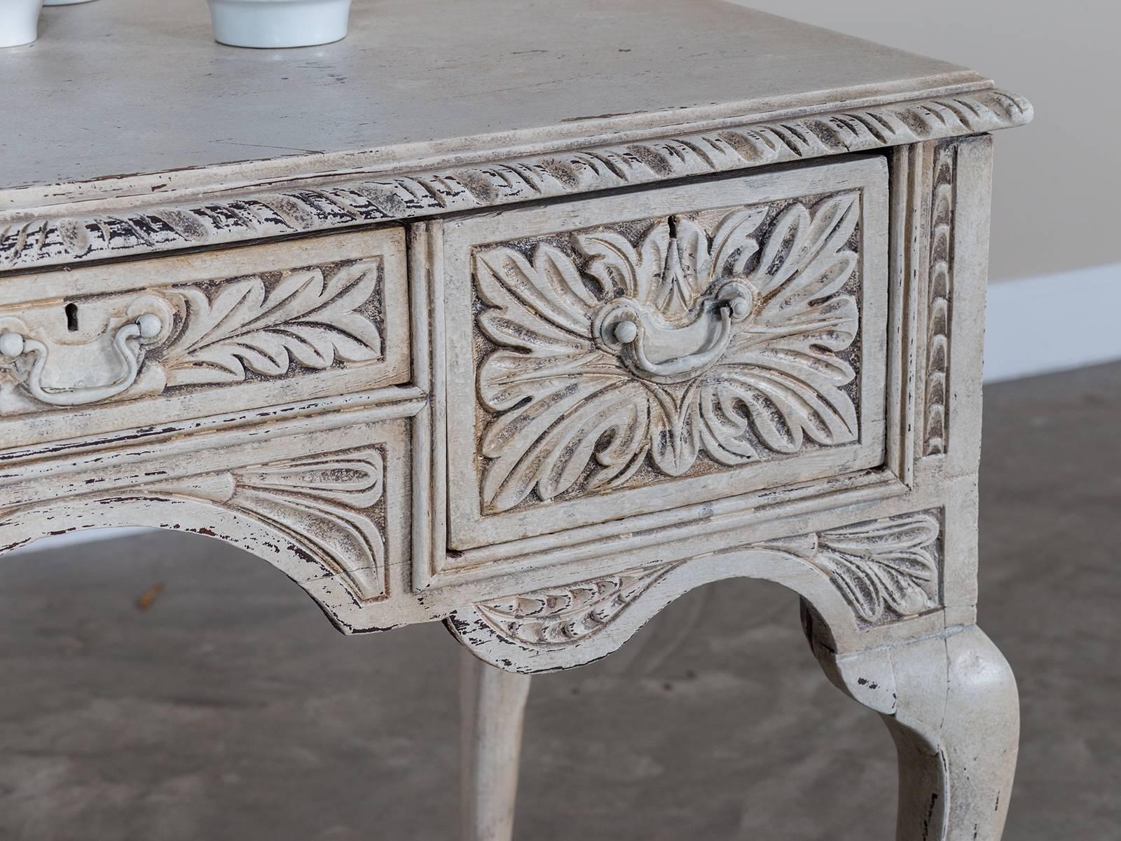Antique English Queen Anne Style Carved and Painted Oak Side Table, circa 1850 1