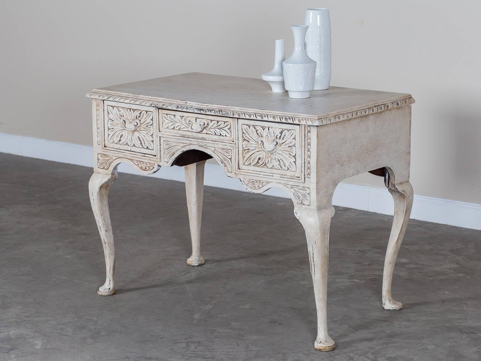 Antique English Queen Anne Style Carved and Painted Oak Side Table, circa 1850 2